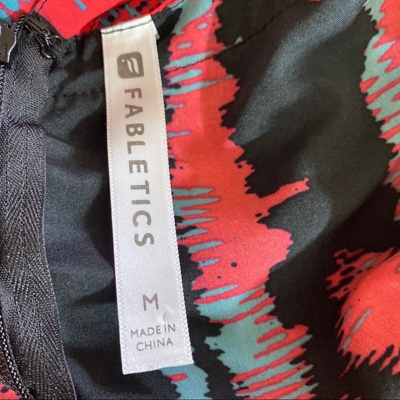 FABLETICS LIZA ROMPER HEAT WAVE PRINT Lightweight - Picture 9 of 10